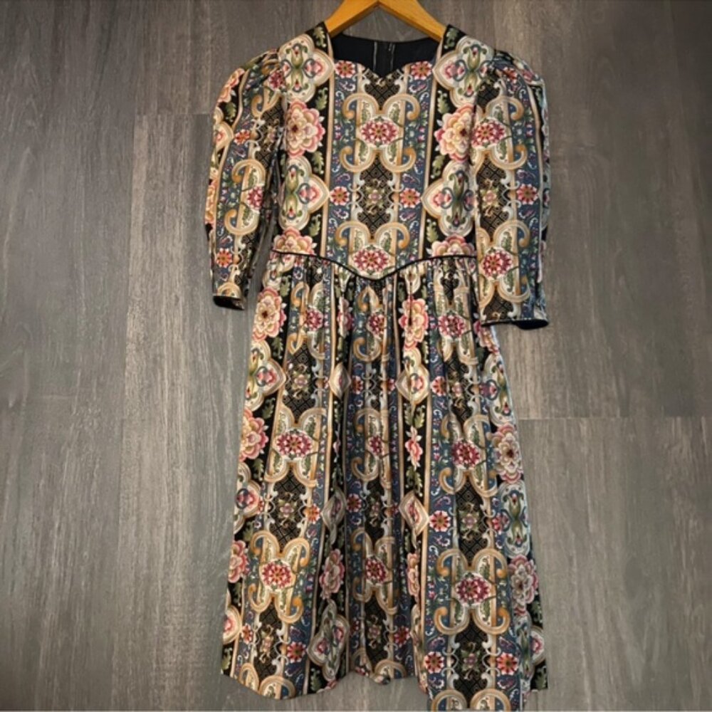 Ruth of Carolina Girls Floral Dress Cotton Size 8 Made USA